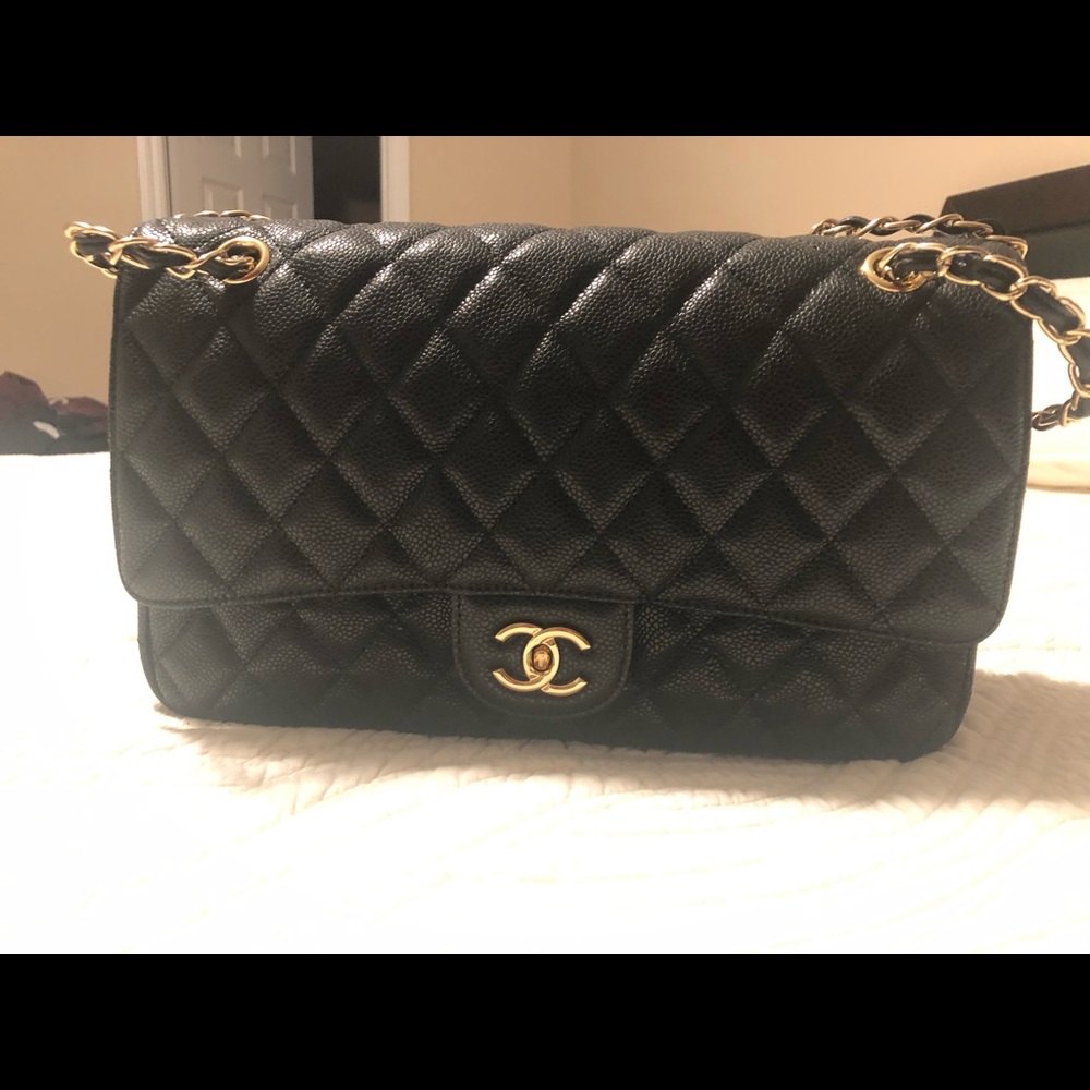 Caviar leather bag. It’s a Copy 1:1 with dust bag